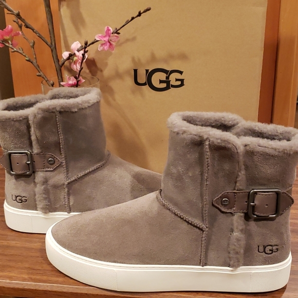 UGG | Shoes | Ugg Aika Mole Suede Boots 